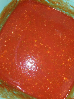 Una foto de Salsa pizza cinco ingredientes