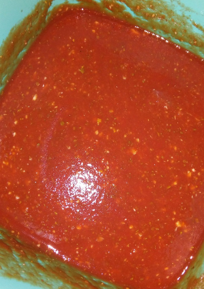 Una foto de Salsa pizza cinco ingredientes