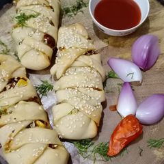 A picture of Stuffed braided bread.