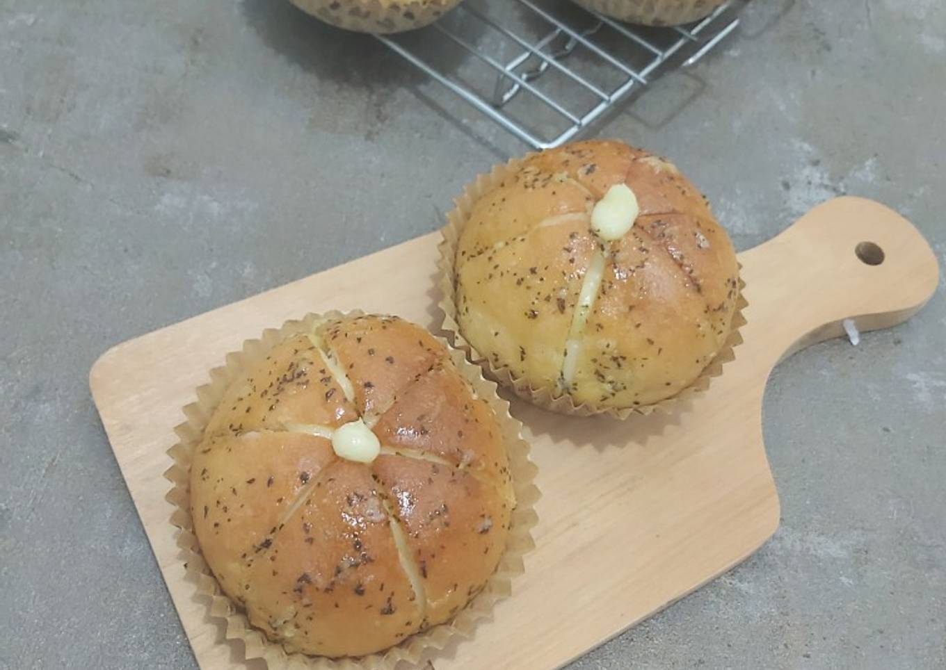 Garlic Cream Cheese Bread