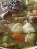 Menestra de cordero y verduras frescas (caldosa)