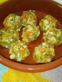 Una foto de Albóndigas de brócoli