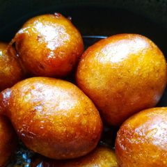 A picture of Banana Puff.
