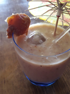 A picture of Banana dates smoothie.