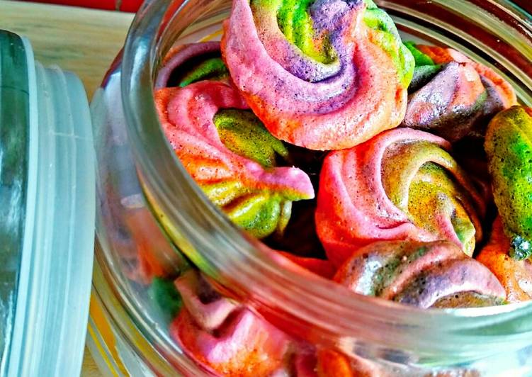 Rainbow Meringue (Candy Cookies)