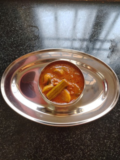 மாங்காய்,முருங்கைக்காய்,முள்ளங்கி,வத்தக் குழம்பு(காரக் குழம்பு)( செய்முறை முக்கிய புகைப்படம்