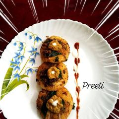 A picture of Tava fry Rava Idli.