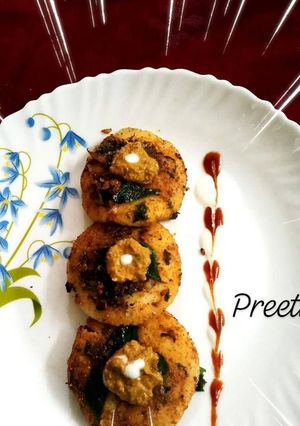 A picture of Tava fry Rava Idli.