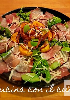 Foto di Speck rucola e fichi d'india