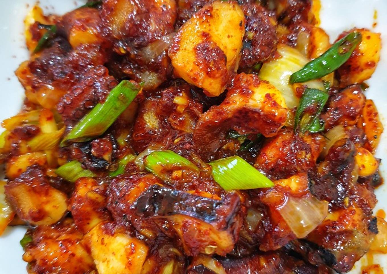 Bagaimana Menyiapkan Cumi Pedas Korea / Spicy Stir Fry Octopus, Enak
Banget