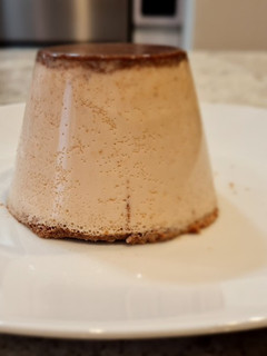 Una foto de Panna Cotta de canela y limón