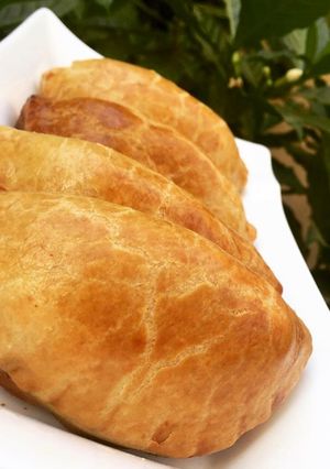 A picture of Baked meatpie.
