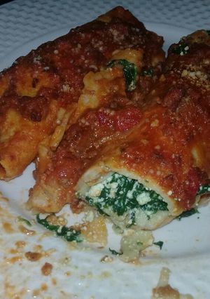 Una foto de Relleno de panqueque de espinaca y acelga