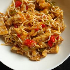 A picture of Sweet Chilli & Garlic Pork stir fry.