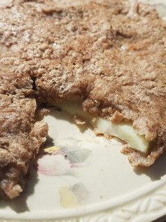 Una foto de Panqueque relleno de manzana sin harina sin lácteos