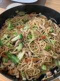 Stir fry egg noodles