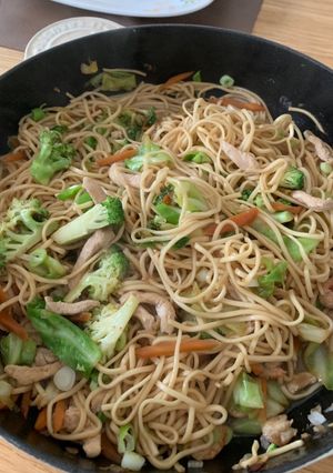 A picture of Stir fry egg noodles.