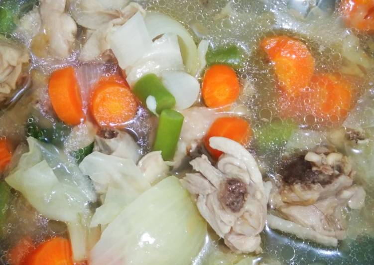 Langkah Mudah untuk Menyiapkan Sop ayam rempah klaten yang Bikin Ngiler
