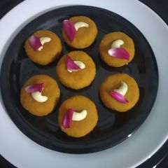 A picture of BesanPeda.