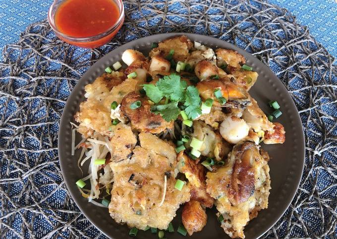 ๐ง๐ฝ๐ณ๐ง๐ผ๐ณ Must Try Recipe! Thai Crispy Mussel Omelette • Hoy Tod |ThaiChef food