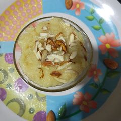 A picture of Aloo ka Halwa.