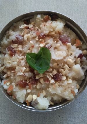 રવા નો શીરો (Rava Sheera Recipe In Gujarati) રેસીપી મુખ્ય ફોટો