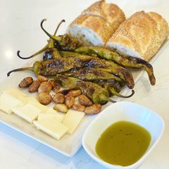 A picture of Italian Roasted Long Hots and Garlic.