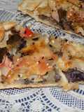 Tarta de cebolla, berenjena, hongos y Kanikama