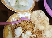 Gambar pangsit kuah toping ayam