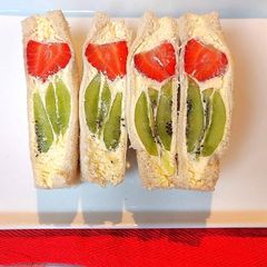 Tulip sandwich /fruit sandwich A picture of Tulip sandwich /fruit sandwich.