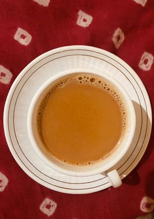 अदरक वाली चाय (Adrak wali chai recipe in hindi) रेसिपी मुख्य फोटो