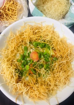 A picture of Yin Yang Soup Noodles.