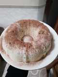 Ciambella soffice agli albumi e gocce di cioccolato