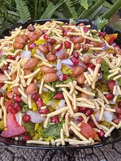 ઇન્દોરી પૌઆ (Indori Poha Recipe In Gujarati) રેસીપી મુખ્ય ફોટો