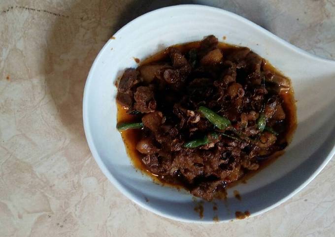 Semur daging sederhana