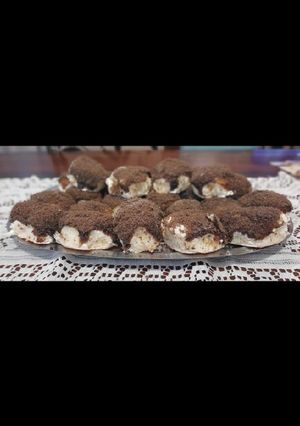 Una foto de Tortitas negras !!! Esponjosas húmedas! Irresistibles!😋😋😋😋😋