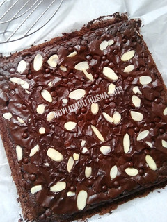 Foto resep Chewy Brownies shiny (otang/no mixer)