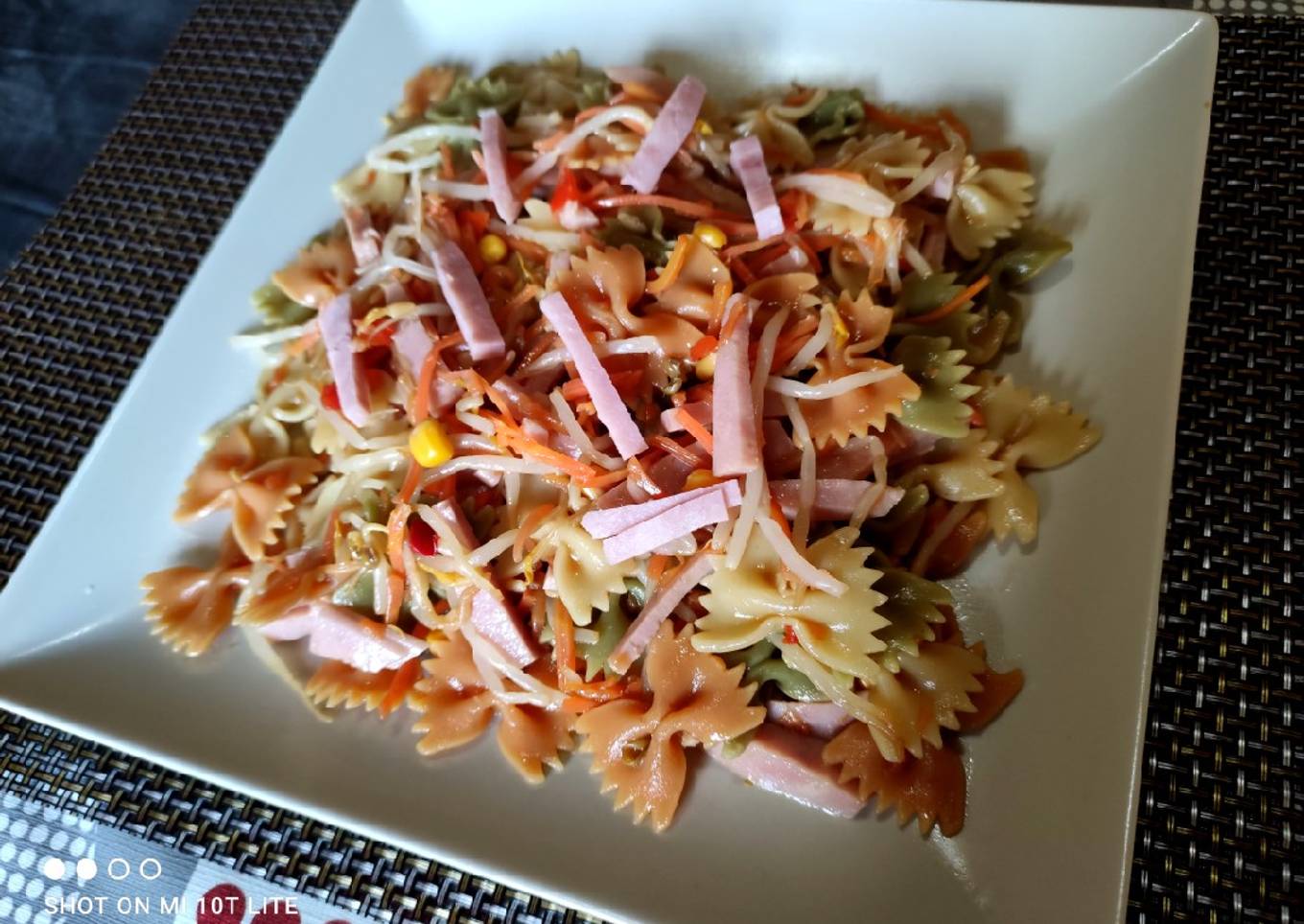 Ensalada de pasta al estilo chino en 14 minutos