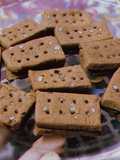Instant Bourbon biscuits