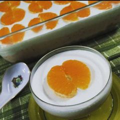 A picture of Orange mousse.