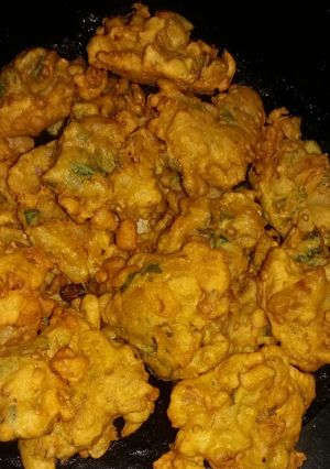 A picture of Spinach Pakode.