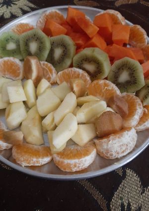 A picture of Fruit chaat.