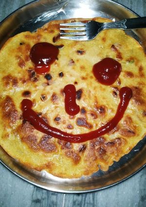 आलू का पराठा (aloo ka paratha recipe in Hindi) रेसिपी मुख्य फोटो