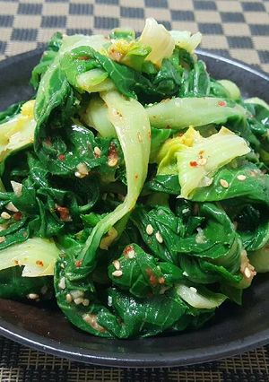 Hình của món Cải Bẹ xanh trộn tương đậu 봄동된장무침.
