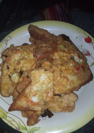 A picture of Bread in egg.