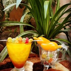 A picture of Mango velvet mousse 🍋.
