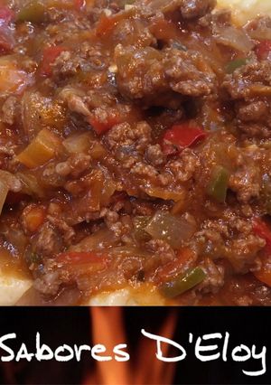 Una foto de Ñoquis de papa con Bolognesa