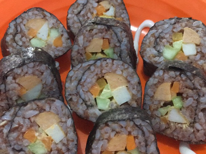 Resep Homemade Simple Sushi yang Bisa Manjain Lidah