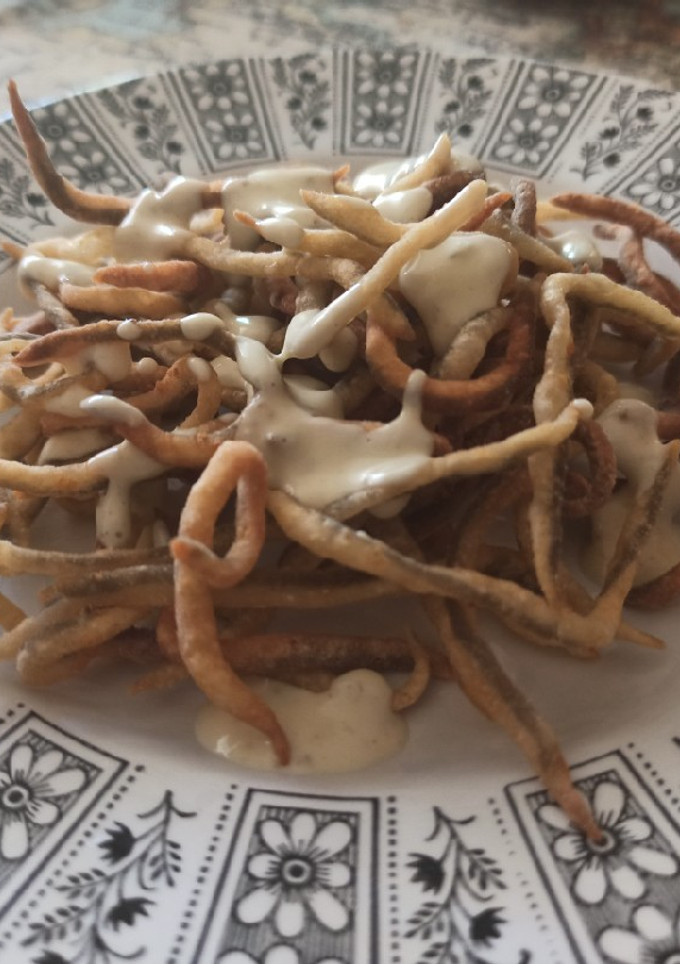 Una foto de Gulas fritas