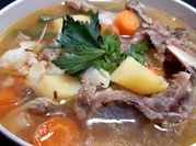 Gambar sop daging sapi